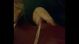 Mascarado bebendo mijo &lpar;piss&rpar;